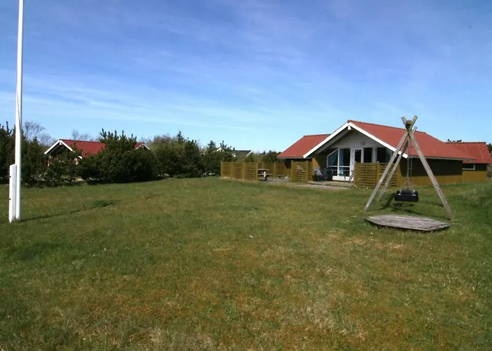 Ferienhaus Eline - 1-5km From The Sea By Interhome *